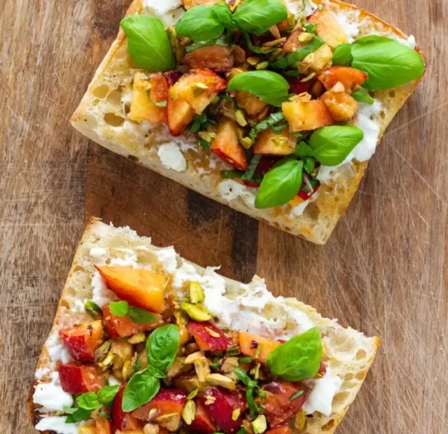 Anti-Inflammatory Snacks for the Mediterranean Diet